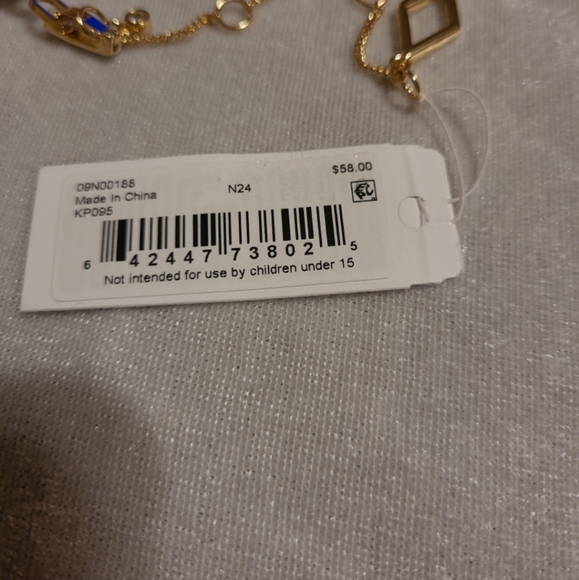 KARL LAGERFELD GOLD TONE WITH PEARLS AND CRYSTAL ACCENT EARRINGS & NECKLACE - Picture 7 of 8